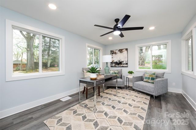 423 W Bell Street, Statesville, NC 28677