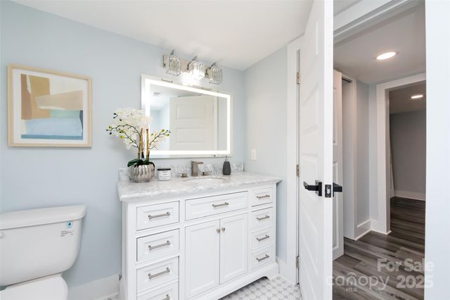 423 W Bell Street, Statesville, NC 28677