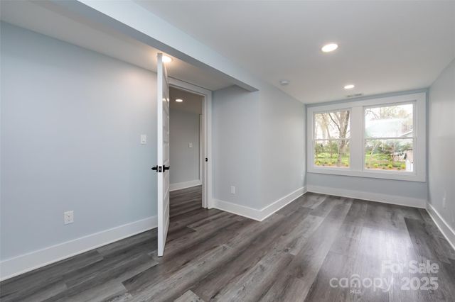 423 W Bell Street, Statesville, NC 28677