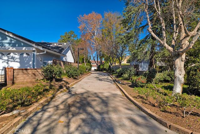 23549 Via Plata, Valencia, CA 91355