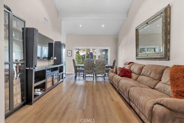 23549 Via Plata, Valencia, CA 91355