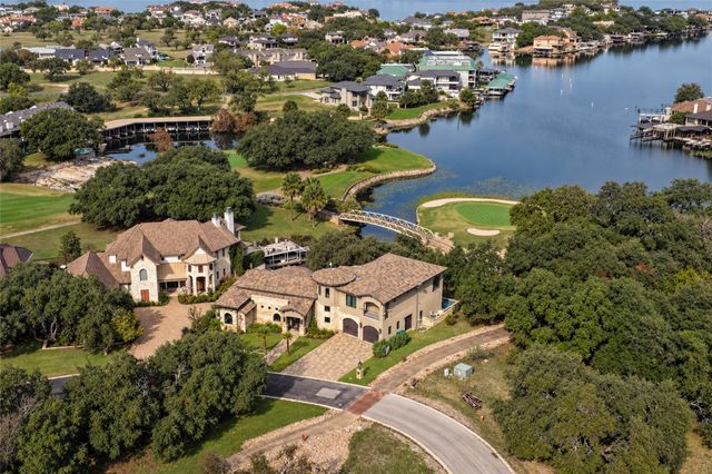 901 Sun Ray, Horseshoe Bay, TX 78657
