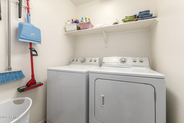 11544 W BOBCAT Court, Surprise, AZ 85378