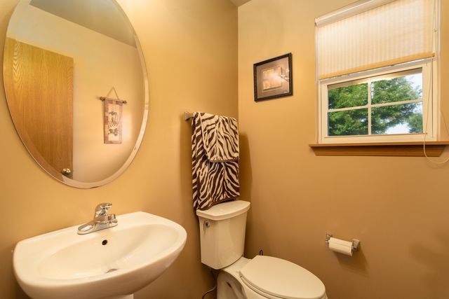 16320 Spring Creek Lane, Plainfield, IL 60586