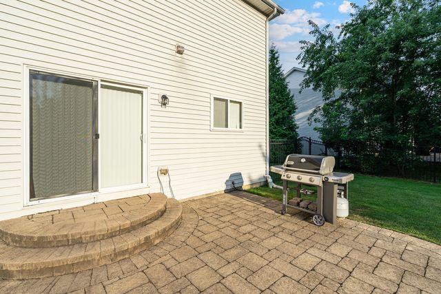 16320 Spring Creek Lane, Plainfield, IL 60586