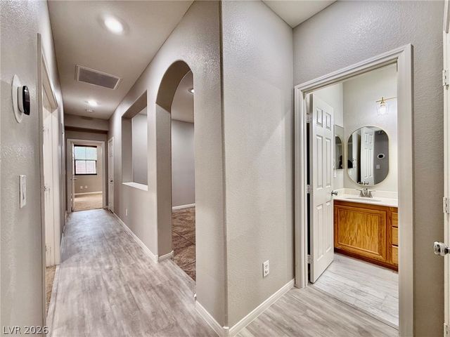 9927 Ridgemill Street, Las Vegas, NV 89178