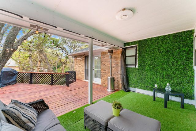 2705 Dover Gardens Drive, Arlington, TX 76017