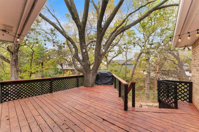 2705 Dover Gardens Drive, Arlington, TX 76017