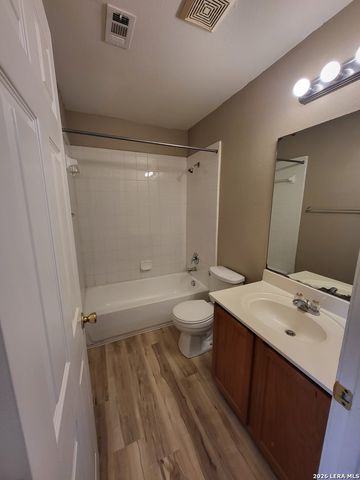 7202 HORIZON STAR, San Antonio, TX 78252