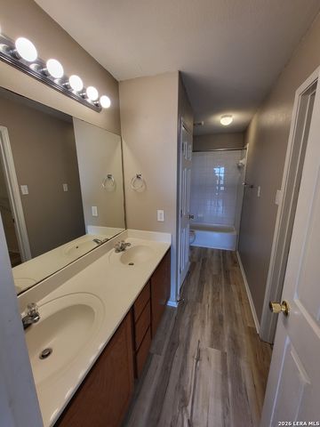 7202 HORIZON STAR, San Antonio, TX 78252