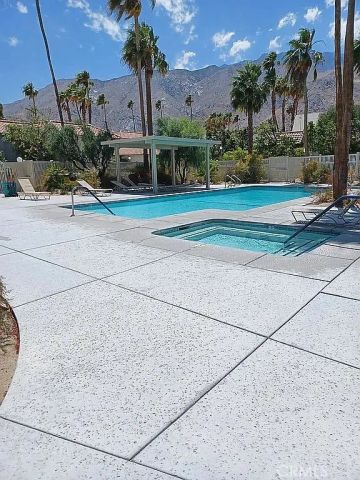 2036 N Mira Vista, Palm Springs, CA 92262