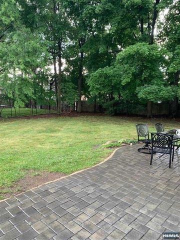 159 County Road, Tenafly, NJ 07670