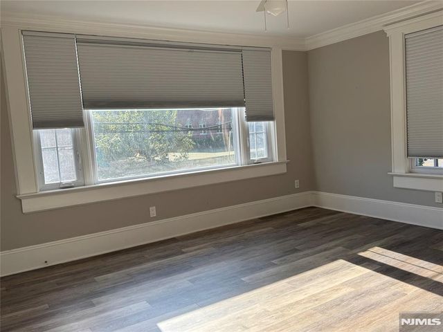 159 County Road, Tenafly, NJ 07670