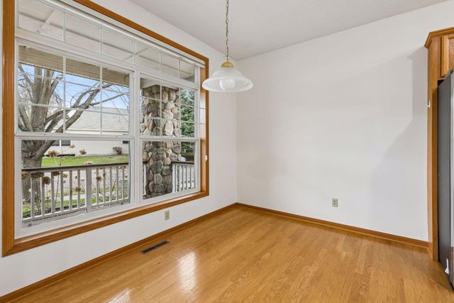 15156 Dundee Avenue, Apple Valley, MN 55124