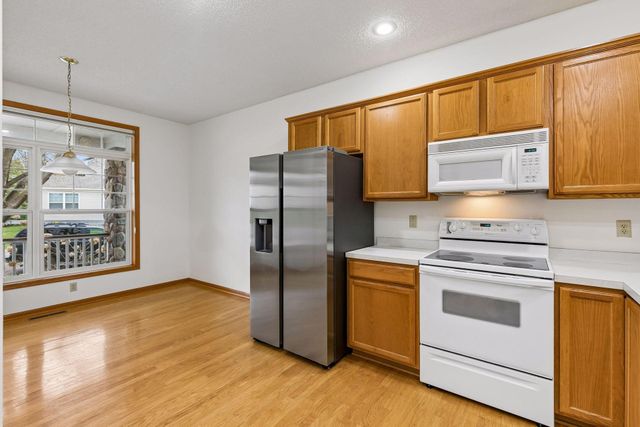 15156 Dundee Avenue, Apple Valley, MN 55124
