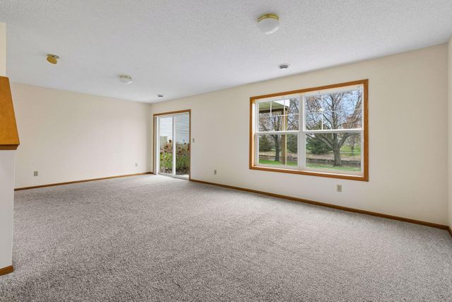 15156 Dundee Avenue, Apple Valley, MN 55124
