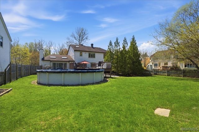73 Greencastle Lane, Amherst, NY 14221