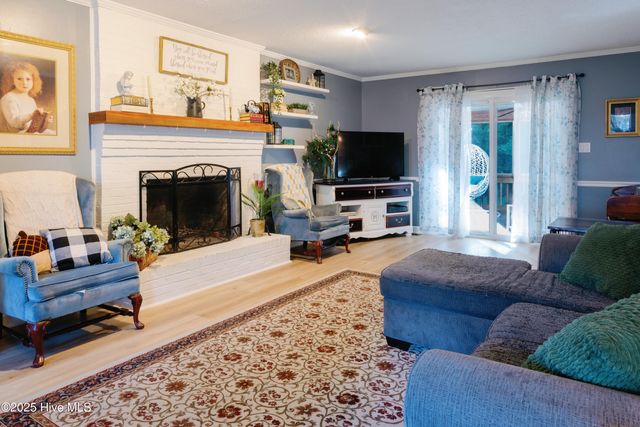 202 Holyoke Drive, Washington, NC 27889