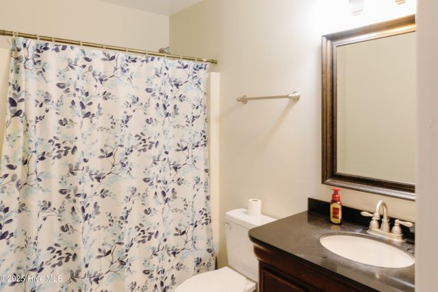 202 Holyoke Drive, Washington, NC 27889