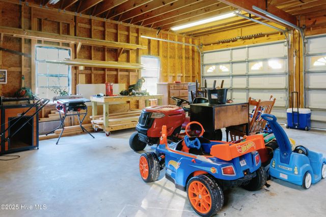 202 Holyoke Drive, Washington, NC 27889