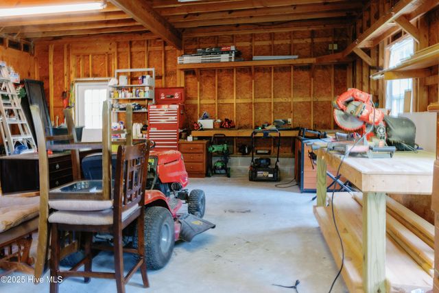 202 Holyoke Drive, Washington, NC 27889