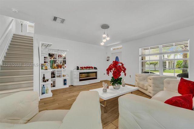 537 NE 6th Ct 0, Florida City, FL 33034