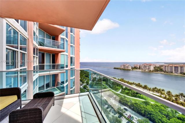 300 S Pointe Dr 2104, Miami Beach, FL 33139