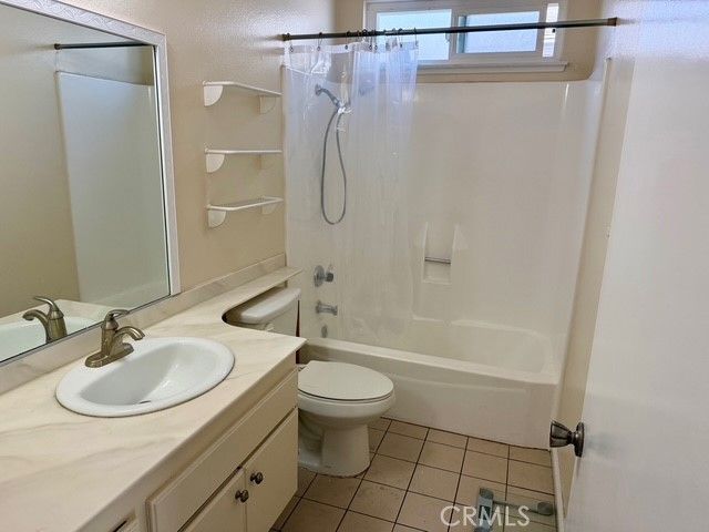 23952 Dublin, Lake Forest, CA 92630