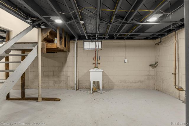 19445 Prevost Street, Detroit, MI 48235