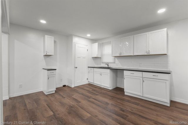 19445 Prevost Street, Detroit, MI 48235