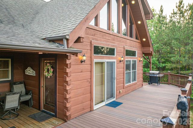 16 Saratoga Drive, Nebo, NC 28761