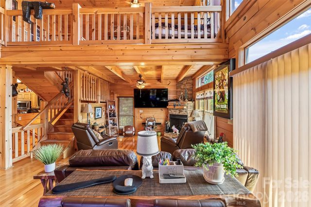 16 Saratoga Drive, Nebo, NC 28761