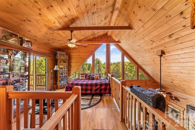 16 Saratoga Drive, Nebo, NC 28761