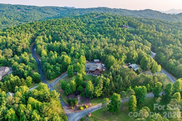 16 Saratoga Drive, Nebo, NC 28761