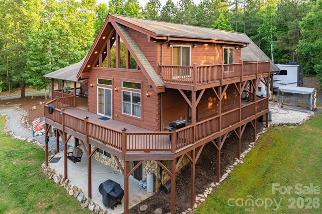 16 Saratoga Drive, Nebo, NC 28761