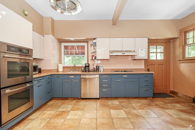 1728 Fairchild, Manhattan, KS 66502