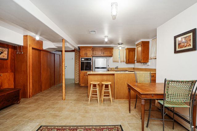 1728 Fairchild, Manhattan, KS 66502