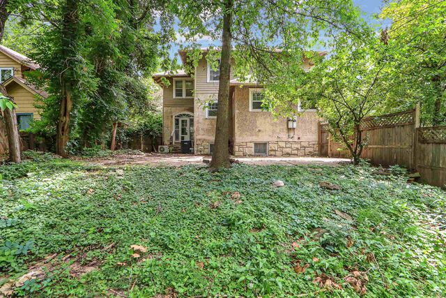 1728 Fairchild, Manhattan, KS 66502