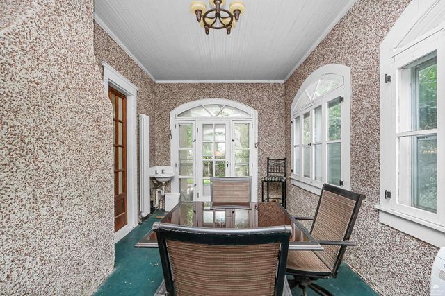 1728 Fairchild, Manhattan, KS 66502