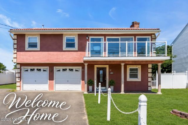 44 Green Island Road, Toms River, NJ 08753