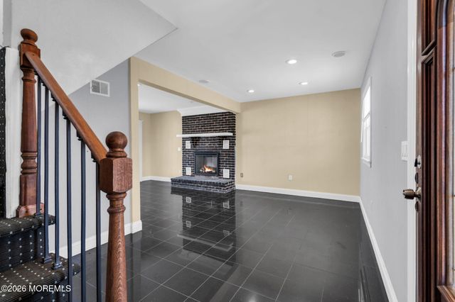 44 Green Island Road, Toms River, NJ 08753