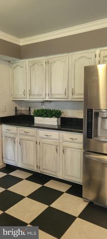 6352 BENNINGTON RD, Mechanicsburg, PA 17050