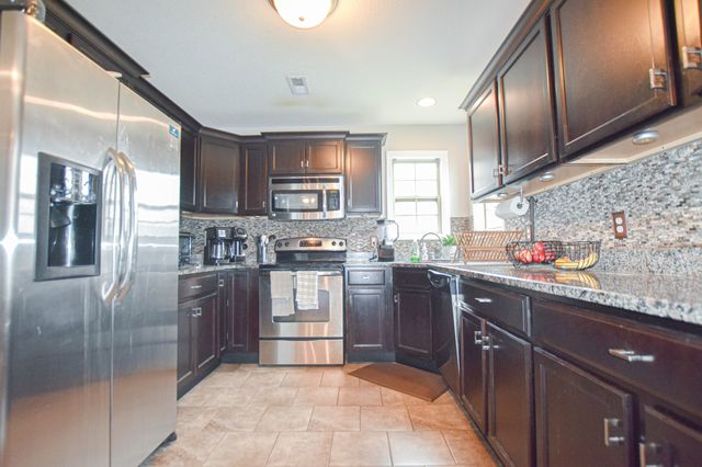 1290 Snowball Lane, Clarksville, TN 37042