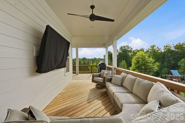 2081 Masons Bend Drive, Fort Mill, SC 29708