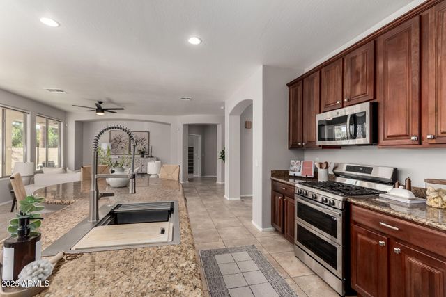 2895 E MAHOGANY Place, Chandler, AZ 85249