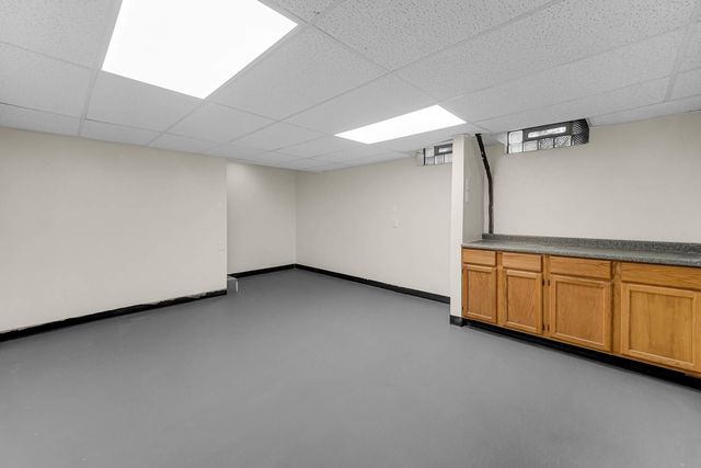 451 YORKSHIRE Square 451, Bolingbrook, IL 60440