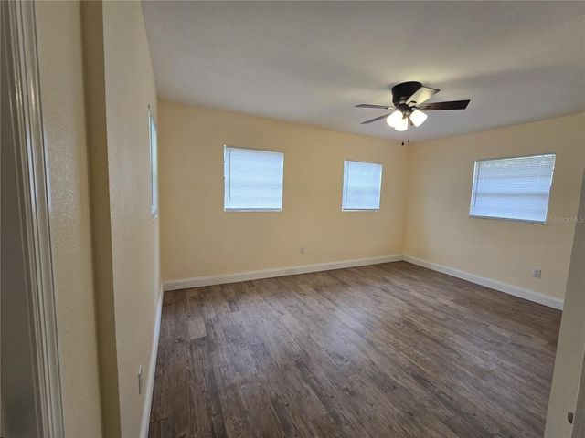 2301 MOODY AVENUE, Plant City, FL 33563