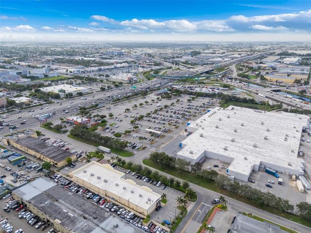 7801 NW 95th Street, Hialeah Gardens, FL 33016