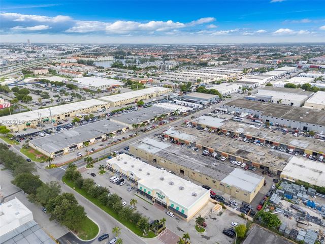 7801 NW 95th Street, Hialeah Gardens, FL 33016