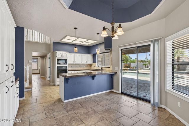 6346 E CAMELOT Drive, Mesa, AZ 85215